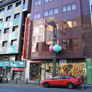Somriu M28 2*, Andorra la Vella Andorra